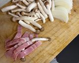 クロワッサン🥐で時短◎きのこキッシュ作り方1写真