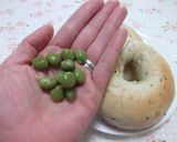 えんどう豆と桜のベーグル作り方1写真