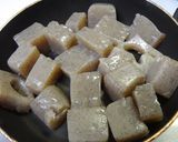 しみしみ♪ピリ辛☆蒟蒻の炒り煮☆作り方1写真