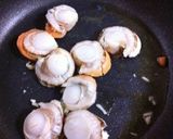 帆立とウニとルッコラのクリームパスタ作り方1写真