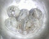 エビとセロリの炒め物作り方3写真