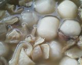 牛スジと里芋の煮物★作り方1写真