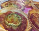 餃子の皮でクリスピーピザ♪作り方3写真