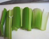 塩麹～セロリの漬物～作り方1写真