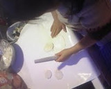 手作りのぎょうざの皮作り方8写真