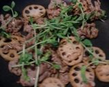 塩麹とカルピスで漬け込んだブタ肉と蓮根作り方4写真