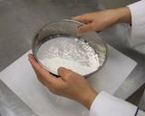 しっとりふわふわ 理系的ロールケーキ生地作り方9写真