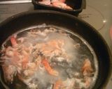 海老と鶏肉のトマトクリームパスタ作り方1写真