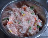 鳥ひき肉とミックスベジタブルのから揚げ作り方2写真
