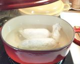 ルクルーゼで簡単☆塩麹しっとり鶏ハム☆作り方4写真