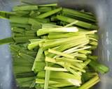 ニラ大量消費、ニラのごまポン酢和え作り方1写真