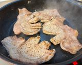豚ロースのプルーンソース焼き。作り方2写真