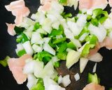 ピーマン＆プチトマトのチキンオムライス作り方1写真