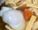 玉ねぎと揚げと落とし玉子のお味噌汁〜♪作り方4写真