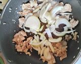 豚バラ肉と卵のナポリタンうどん作り方3写真