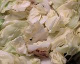 花粉症対策 キャベツ×鮭缶の整えみそ汁作り方4写真