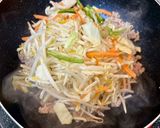 豚ミンチと野菜キムチ炒め作り方2写真