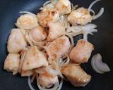 節約簡単夕飯主菜鶏胸肉茸法蓮草クリーム煮肉料理作り方5写真