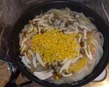 菜の花ベーコンしめじコーンのスープパスタ作り方3写真