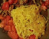 ひき肉とトマトのうま塩ソース焼きそば作り方6写真