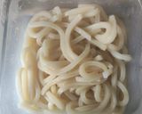 豚バラ肉と卵のナポリタンうどん作り方1写真