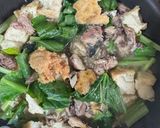 鯖缶と小松菜・厚揚げの生姜味噌炒め作り方3写真