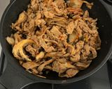 ☆簡単☆豚こま肉と舞茸のキムチ炒め作り方3写真