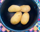 新じゃがいも消費＼ちーずいんポテトもち／作り方1写真