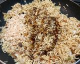 増量!カップ焼きそばで「そば飯」作り方3写真