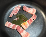 彩り！かりっとベーコンと春菊の簡単炒め作り方1写真