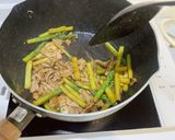 アスパラ炒め肉作り方4写真