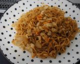 日清焼きそば袋麺で野菜入りオムそば作り方4写真