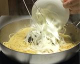 初鰹と新玉ねぎの柚子胡椒ペペロンチーノ作り方12写真