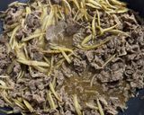 黄金比で絶品！牛肉とささがきごぼうの甘辛丼作り方5写真
