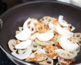 やわらか鶏むね肉とさつまいもの黒酢炒め作り方15写真