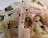 糠漬け蕪の葉っぱで冷製ペペロンチーノ作り方3写真