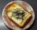 ピりっと刺激的♡大人ワサビチーズトースト作り方3写真