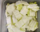 白菜とソーセージの醤油焼きそば作り方1写真