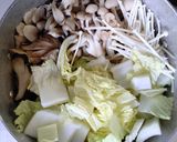 鶏ささみ肉と 白菜 きのこの ナンプラースープ♪作り方5写真