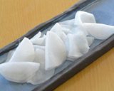 うす切り大根とかにかまの枝豆オイルがけ♪作り方2写真
