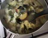 白菜とさつまいもとわかめのお味噌汁作り方2写真