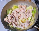キャベツたっぷりピリ辛豚うどん作り方8写真