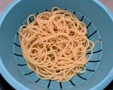 トマトと生ハムとハーブの冷製スープパスタ作り方3写真