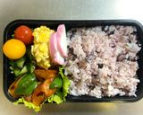 赤紫蘇で炊いたご飯　梅の香り、赤紫蘇の赤。作り方9写真