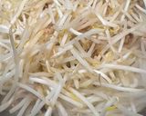 豚こま肉ともやしのにんにく炒め作り方5写真