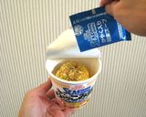 ぶっこみ飯 × シーフードヌードル作り方3写真