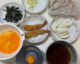 【簡単昼食】真っ直ぐなエビフライで卵とじ・鎌倉丼作り方1写真