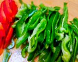 豚ひき肉とピーマン炒め作り方1写真