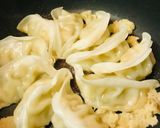 レトルト餃子●餃子の生姜焼き作り方3写真