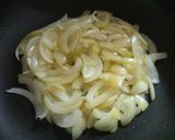 タマネギとウインナーのスープ(鶏ガラ)作り方5写真